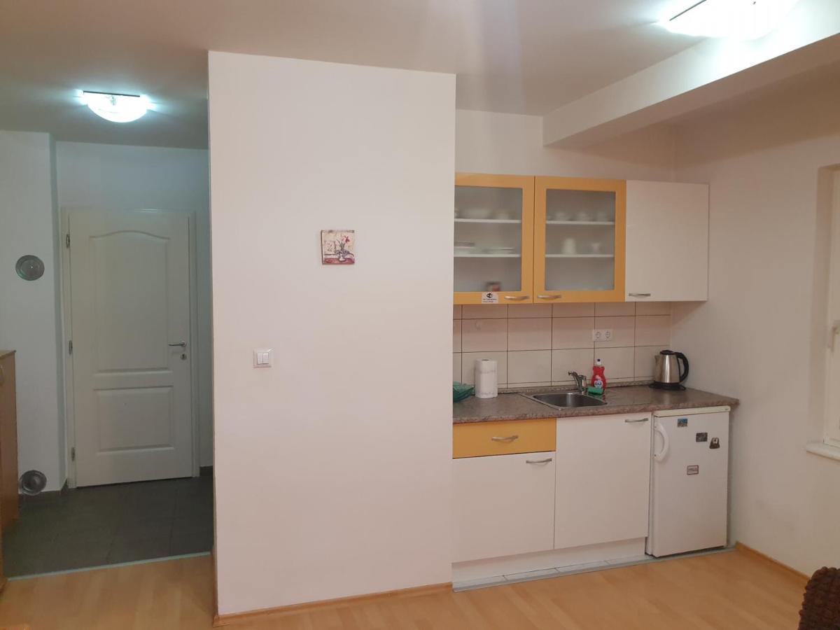 Apartments Kira Сараево Екстериор снимка