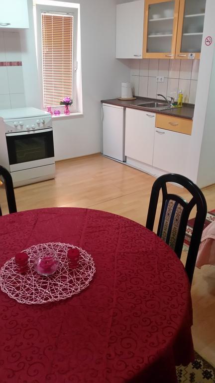 Apartments Kira Сараево Екстериор снимка