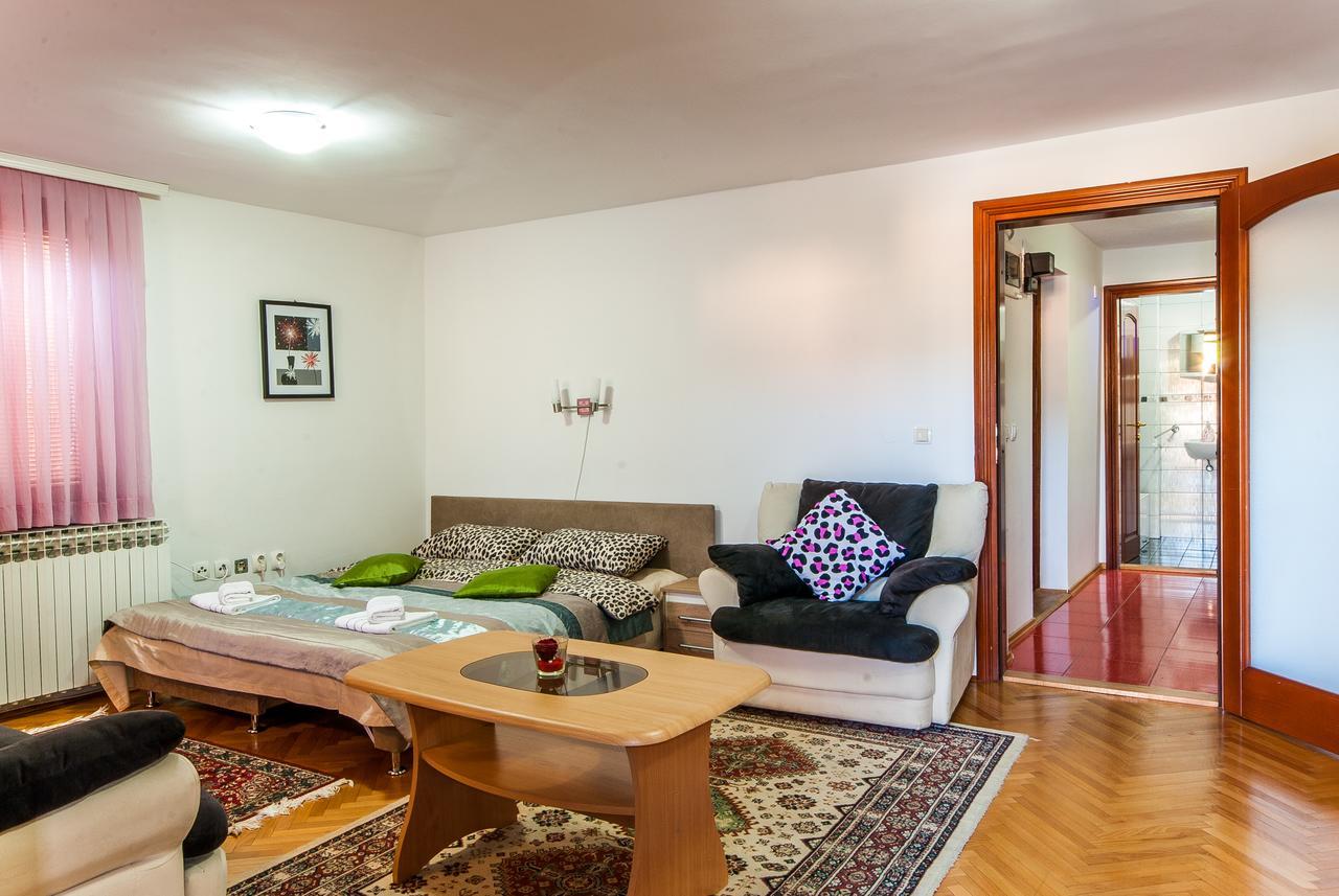 Apartments Kira Сараево Екстериор снимка